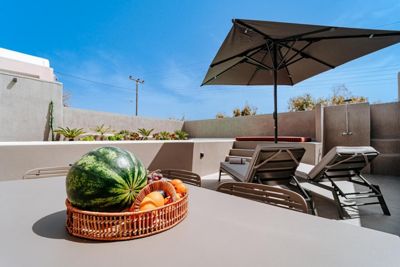 Present Perfect Villa - Private Pool Фиростефани Екстериор снимка