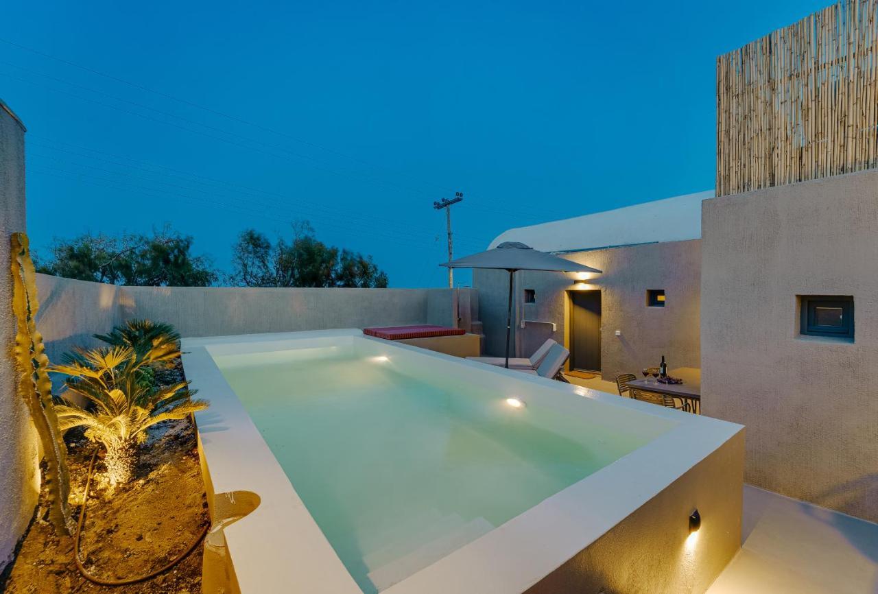 Present Perfect Villa - Private Pool Фиростефани Екстериор снимка